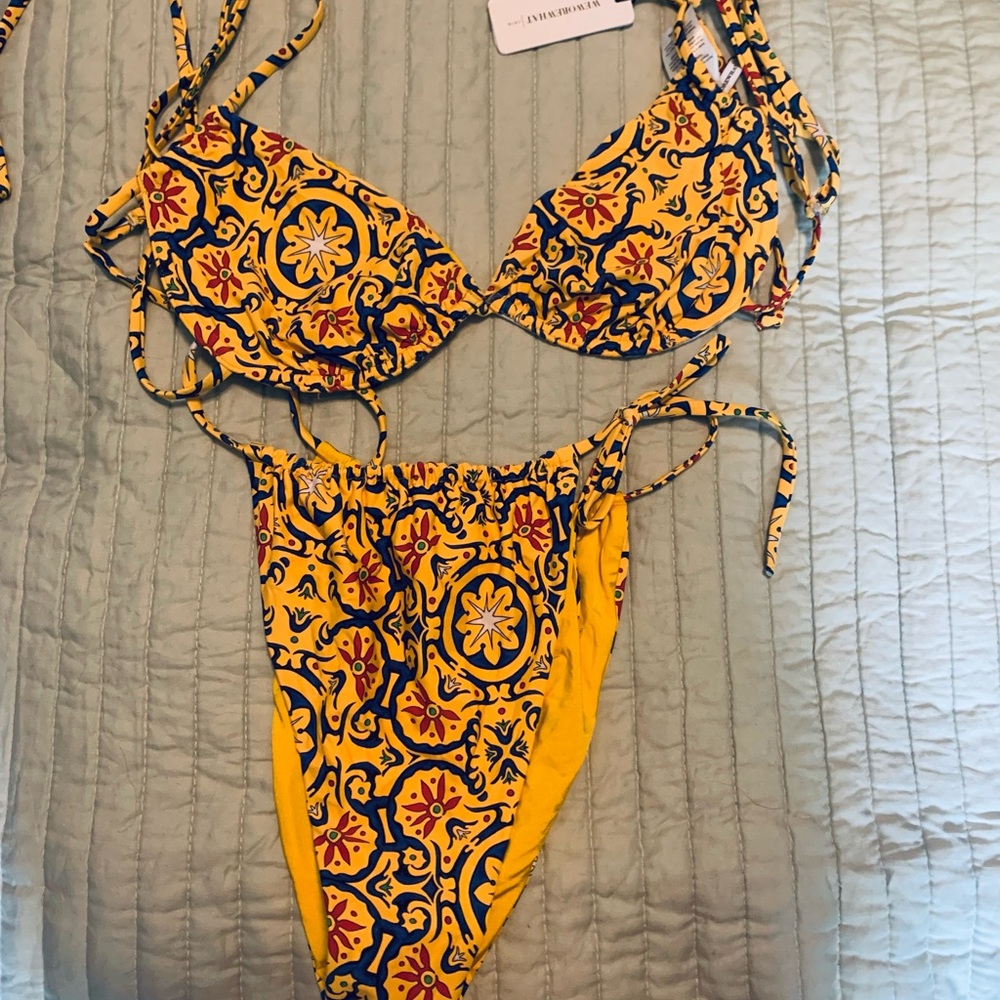 WEWOREWHAT Yellow Tile String Bikini